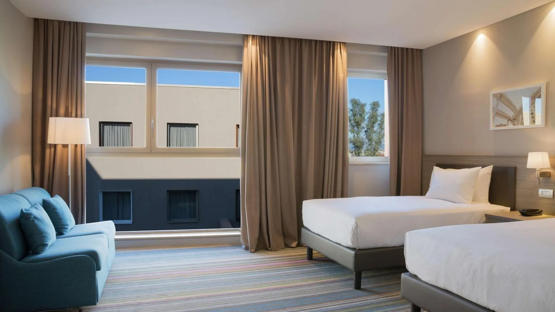 Hampton By Hilton Rome East Hotell