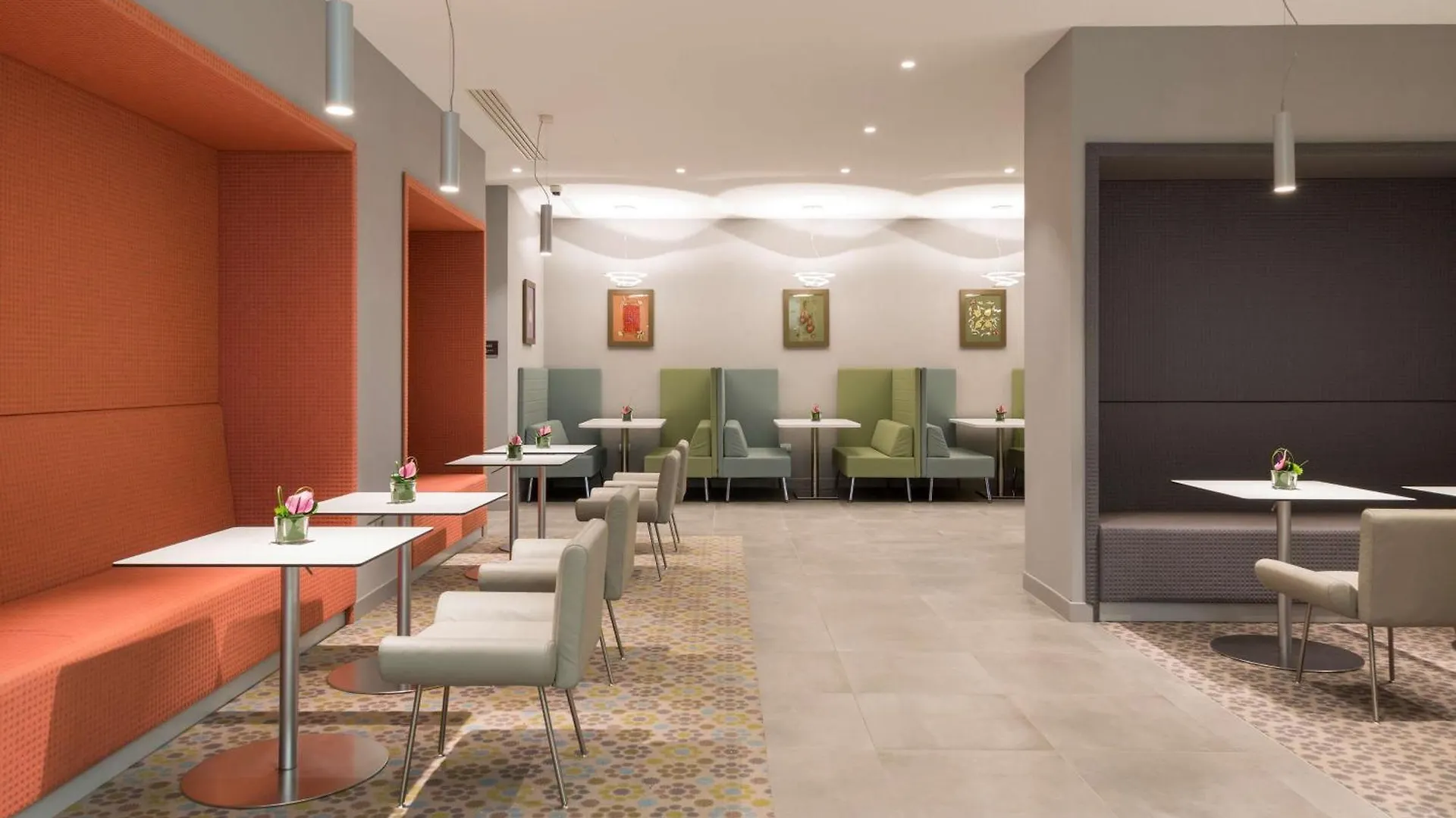 Hampton By Hilton Rome East Hotell