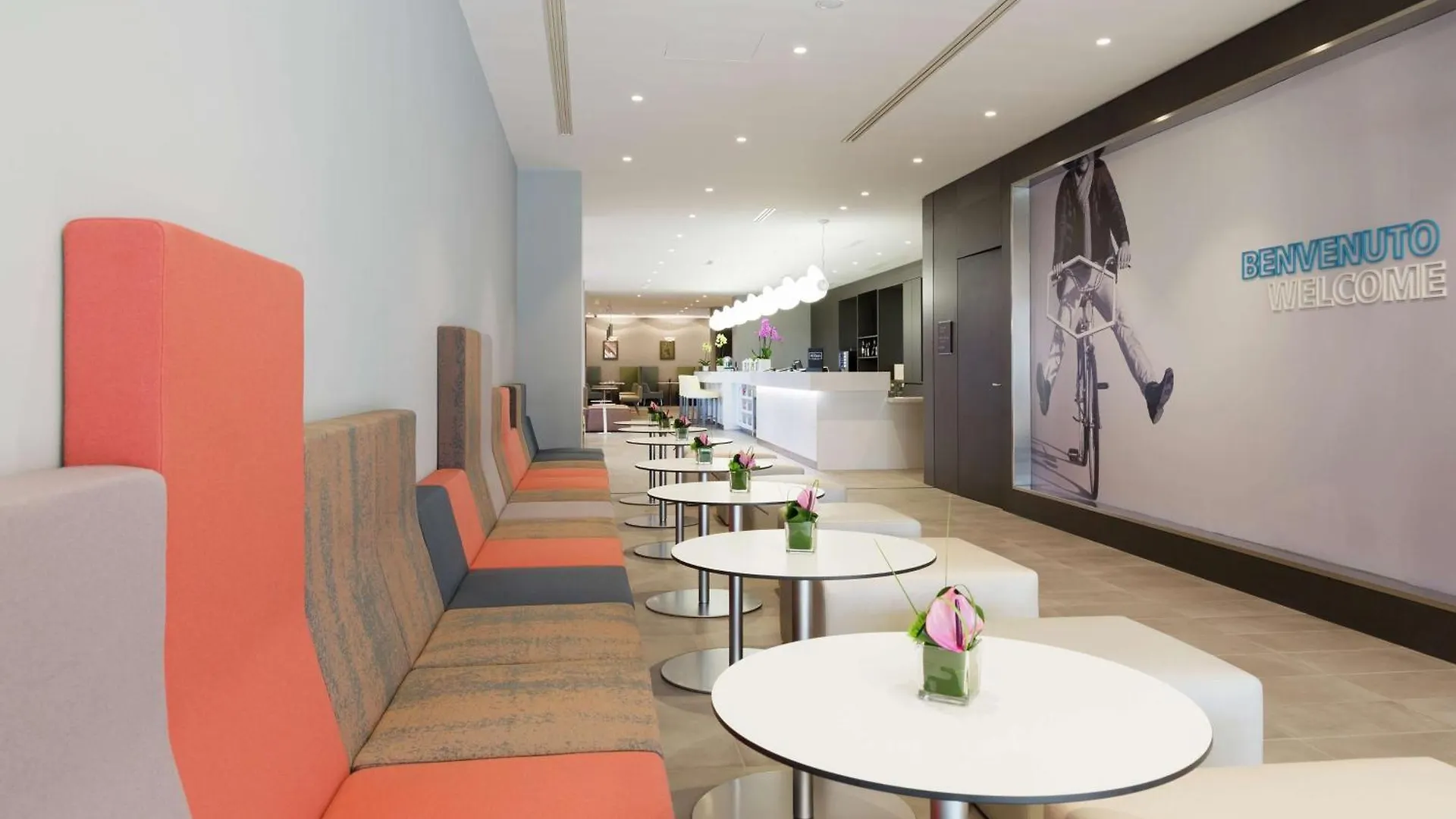 Hampton By Hilton Rome East Hotell