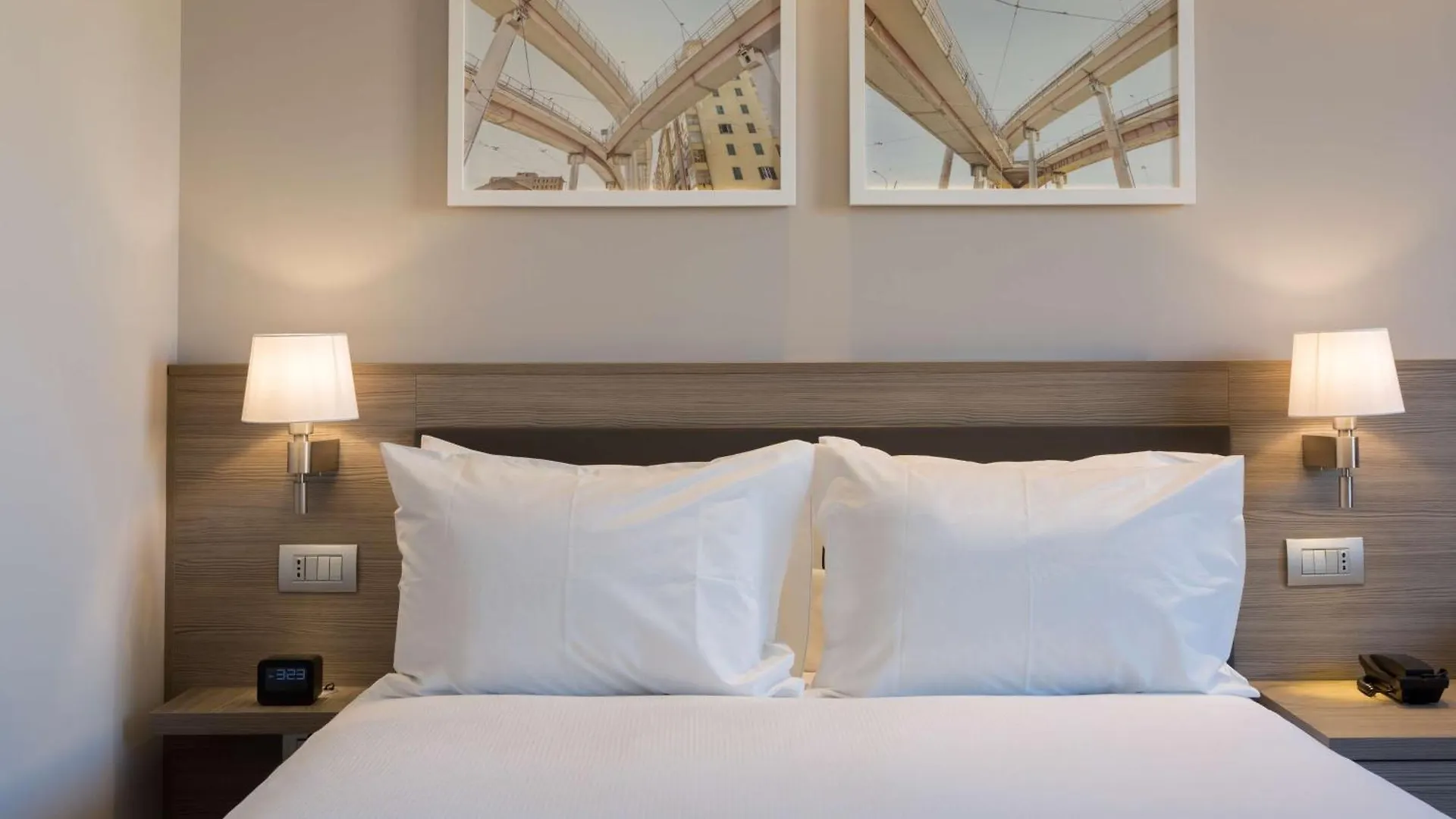 Hotel Hampton By Hilton Rome East